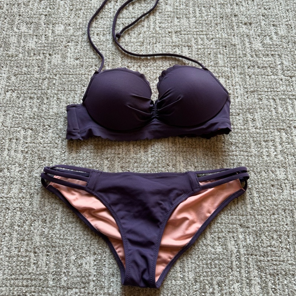 Victoria’s Secret Swim Matching Set - Bottoms size small, top size 32B